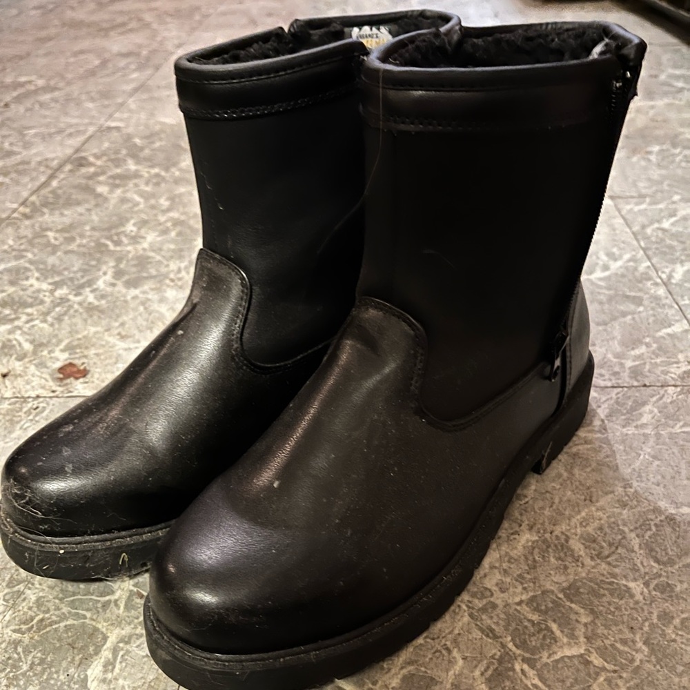 Men’s Black Winter Dress Boots.